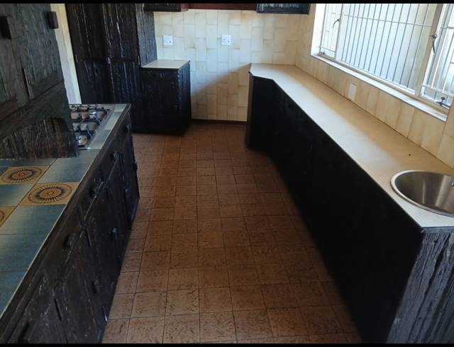 4 BEDROOM HOUSE FOR SALE IN CASHAN